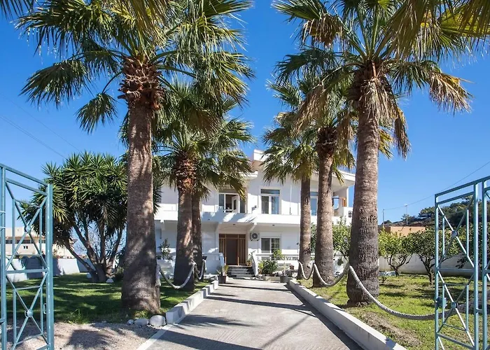 Malibu Villa Kremastí