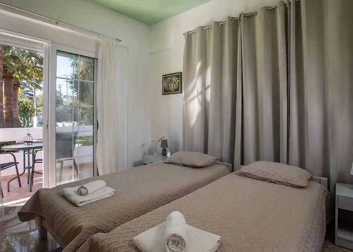 Malibu Villa *